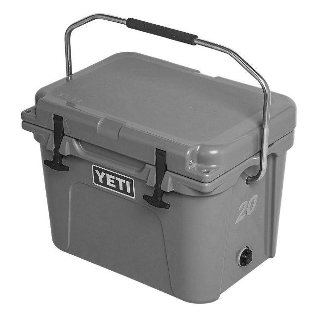 Coleman(コールマン)の新品 YETI 20 イエティ クーラーボックス ローディ チャコール スポーツ/アウトドアのアウトドア(調理器具)の商品写真