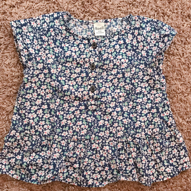 BEBE Noeil(ベベノイユ)のbebe トップス 90 キッズ/ベビー/マタニティのキッズ服女の子用(90cm~)(Tシャツ/カットソー)の商品写真