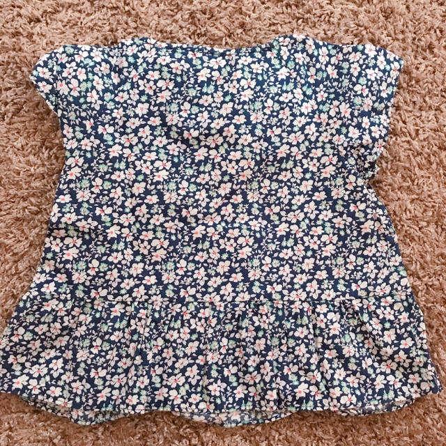 BEBE Noeil(ベベノイユ)のbebe トップス 90 キッズ/ベビー/マタニティのキッズ服女の子用(90cm~)(Tシャツ/カットソー)の商品写真