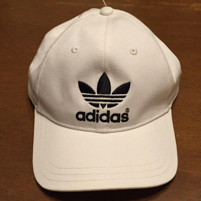 adidas(アディダス)のadidas キャップ メンズの帽子(キャップ)の商品写真