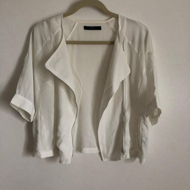 AZUL by moussy(アズールバイマウジー)のブラウス シャツ 白 羽織りシャツ レディースのトップス(シャツ/ブラウス(半袖/袖なし))の商品写真