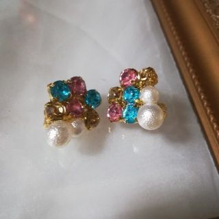 ビジューピアス♡　ハンドメイド(ピアス)