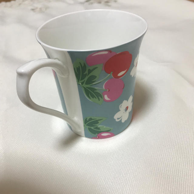 Cath Kidston(キャスキッドソン)の新品未使用キャスキッドソン マグカップ キッズ/ベビー/マタニティの授乳/お食事用品(マグカップ)の商品写真