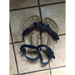 ビルケンシュトック(BIRKENSTOCK)のビルケンシュトック ネイビーサンダル (サンダル)