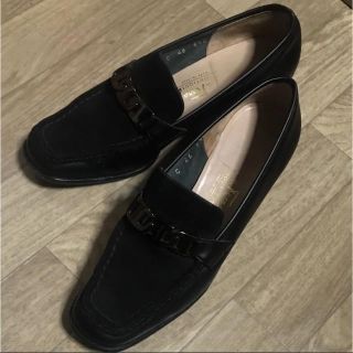 サルヴァトーレフェラガモ(Salvatore Ferragamo)のヒールローファー パンプス(ローファー/革靴)