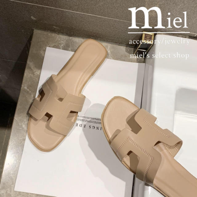 Mila Owen(ミラオーウェン)の《7colour》flat sandal/フラットサンダル レディースの靴/シューズ(サンダル)の商品写真