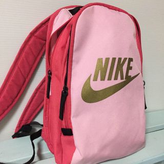 ナイキ(NIKE)のにこにこママ様＊確認用  軽いNIKEのナイロンリュックです。(リュック/バックパック)