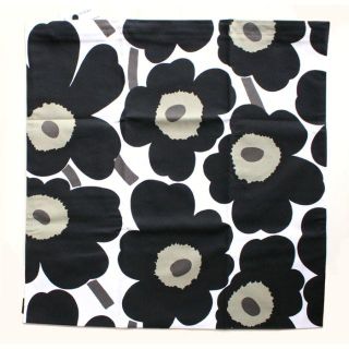 マリメッコ(marimekko)のマリメッコ　クッションカバー ミニウニッコブラック(クッションカバー)