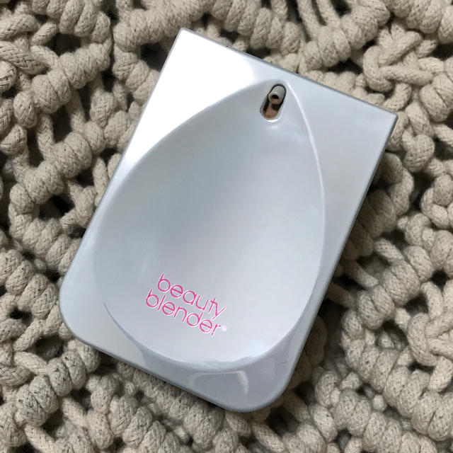 Sephora(セフォラ)のBEAUTYBLENDER ファンデーション コスメ/美容のベースメイク/化粧品(ファンデーション)の商品写真