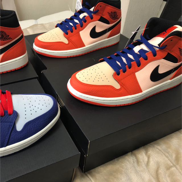 NIKE(ナイキ)の28.5 新品 NIKE AIR JORDAN 1 MID SE メンズの靴/シューズ(スニーカー)の商品写真