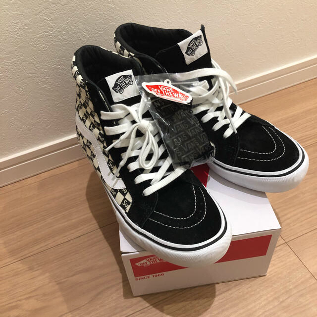 SUPREME VANS CHECKER LOGO SK8-HI PRO