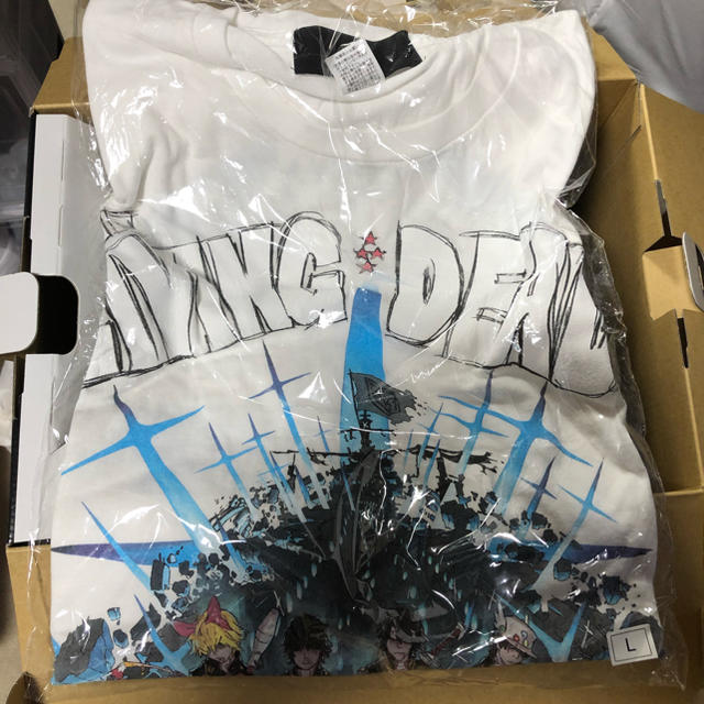 BUMP OF CHICKENの ［THE LIVING DEAD］ Tシャツ