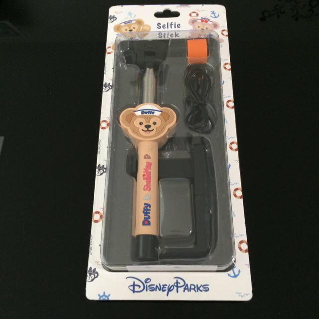 Disney(ディズニー)のレア ダッフィー&シェリーメイセルフィー スマホ/家電/カメラのスマートフォン/携帯電話(その他)の商品写真