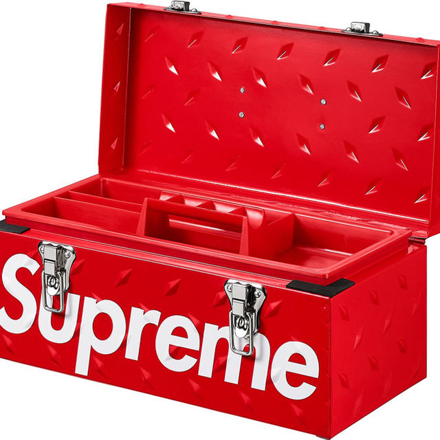 Supreme diamond plate tool box