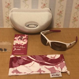 オークリー(Oakley)のオークリー  コミット ピンクリボンコラボサングラス(サングラス/メガネ)