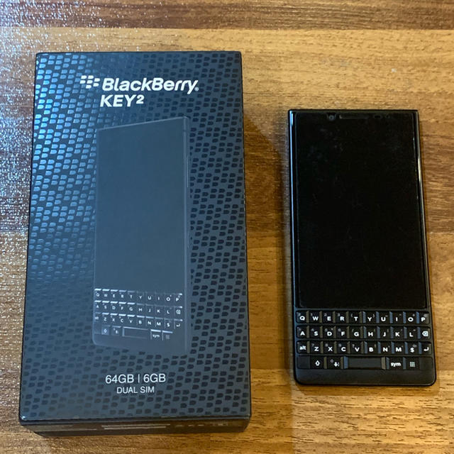 BlackBerry Key2 Dual SIM 64GB 6GB SIMフリースマートフォン/携帯電話