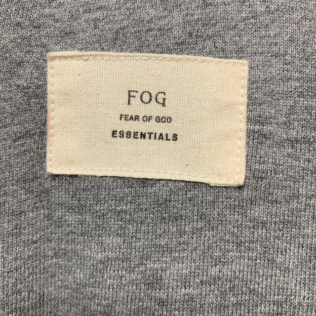 FEAR OF GOD(フィアオブゴッド)のF.O.G ESSENTIAL side zip crew neckトレーナー メンズのトップス(スウェット)の商品写真