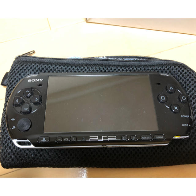 PlayStation Portable(プレイステーションポータブル)のPSP3000 ブラック 完品 エンタメ/ホビーのゲームソフト/ゲーム機本体(携帯用ゲーム機本体)の商品写真