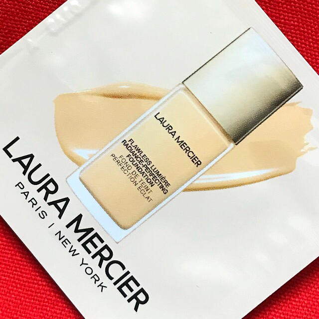 laura mercier(ローラメルシエ)の新品♡新作 フローレスルミエールラディアンスパーフェクティング♡ローラメルシエ  コスメ/美容のベースメイク/化粧品(ファンデーション)の商品写真