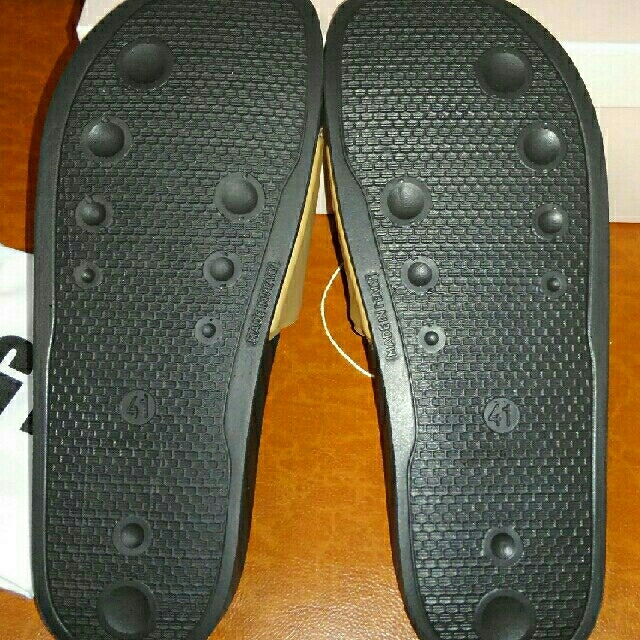 MSGM(エムエスジイエム)の⭐新品⭐MSGM シャワーサンダル メンズの靴/シューズ(サンダル)の商品写真