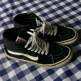 ヴァンズ(VANS)のvans☆スニーカー☆23.5㎝(スニーカー)