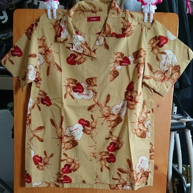 PINK HOUSE(ピンクハウス)のアロハシャツ2枚セット。いちごさま専用です(^-^) レディースのトップス(シャツ/ブラウス(半袖/袖なし))の商品写真