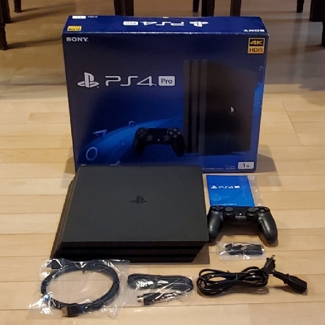 PS4 Pro本体 ジェットブラック 1TB CUH-7000BB01