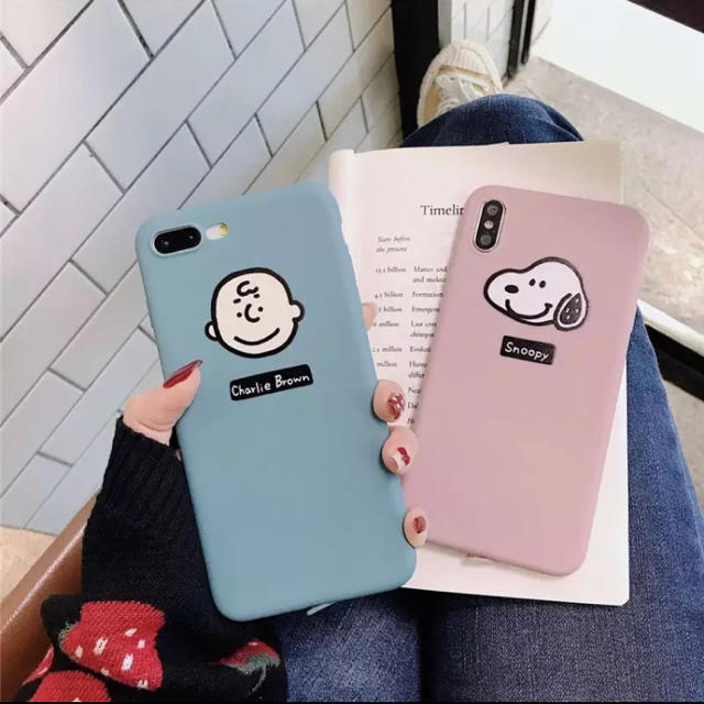 SNOOPY(スヌーピー)のスヌーピー チャーリーブラウン iPhoneケース スマホ/家電/カメラのスマホアクセサリー(iPhoneケース)の商品写真