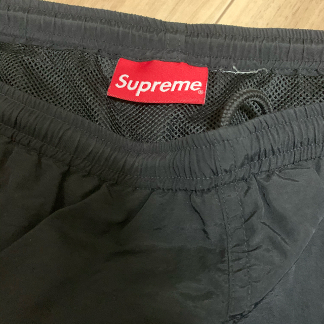 黒 M Supreme Logo Appliqu Water Short 水着