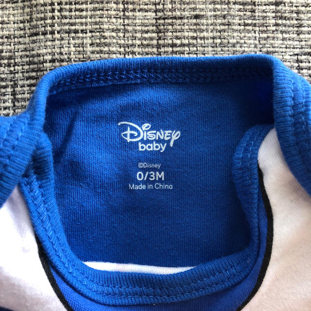 Disney(ディズニー)のDisney Baby 半袖ロンパース 3ヶ月サイズ 2枚セット キッズ/ベビー/マタニティのベビー服(~85cm)(ロンパース)の商品写真
