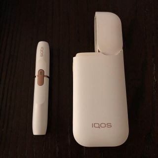 アイコス(IQOS)のiQOS 2.4+ 本体 シルバーキャップ付き(タバコグッズ)