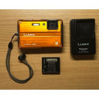 パナソニック(Panasonic)のLUMIX DMC-FT2 Panasonic オレンジ バッテリー 充電器付き(コンパクトデジタルカメラ)