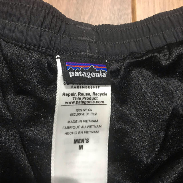 patagonia(パタゴニア)のパタゴニア バギーズ ショーツ メンズ 黒M 新品 メンズのパンツ(ショートパンツ)の商品写真