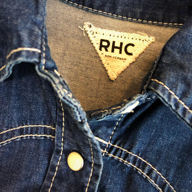 Ron Herman(ロンハーマン)のRon Herman RHC デニムシャツ 美品☺︎ レディースのトップス(シャツ/ブラウス(長袖/七分))の商品写真