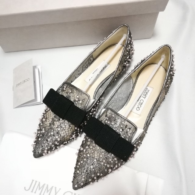 入荷中 JIMMY フラットシューズ レース パール GALA Choo Jimmy - CHOO