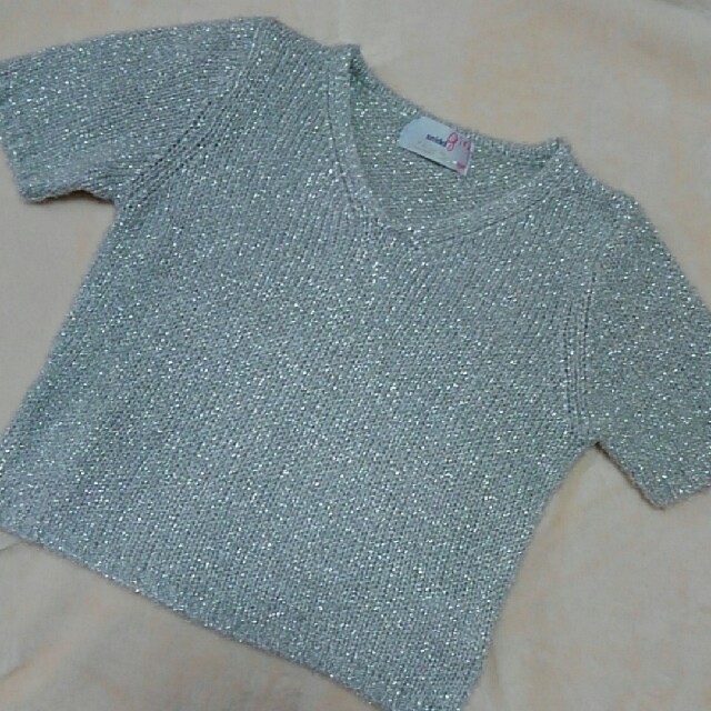 SNIDEL(スナイデル)のsnidel ラメ　サマーニット　130㎝ キッズ/ベビー/マタニティのキッズ服女の子用(90cm~)(Tシャツ/カットソー)の商品写真