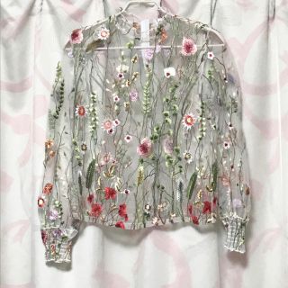 カワイイ(cawaii)のcawaii 花柄総刺繍のヴェールチュールブラウス(シャツ/ブラウス(長袖/七分))