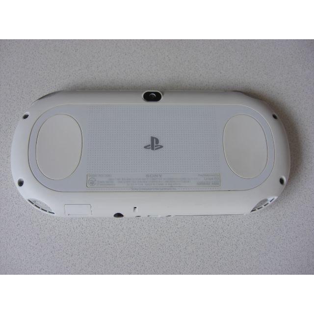 PlayStation Vita(プレイステーションヴィータ)のPlayStation®Vita（PCH-2000シリーズ） Wi-Fiモデル エンタメ/ホビーのゲームソフト/ゲーム機本体(携帯用ゲーム機本体)の商品写真