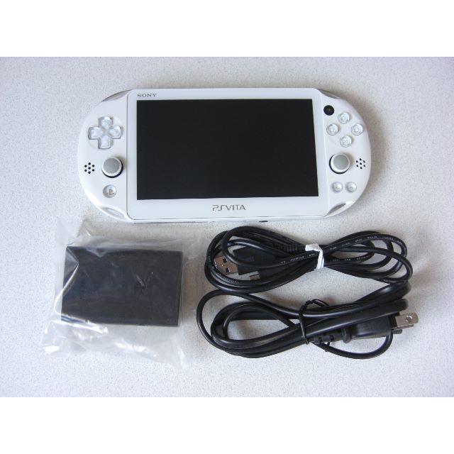 PlayStation Vita(プレイステーションヴィータ)のPlayStation®Vita（PCH-2000シリーズ） Wi-Fiモデル エンタメ/ホビーのゲームソフト/ゲーム機本体(携帯用ゲーム機本体)の商品写真