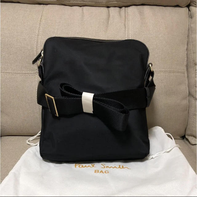 Paul Smith(ポールスミス)のポールスミス シティトラベルナイロン ショルダーバッグ ブラック メンズのバッグ(ショルダーバッグ)の商品写真
