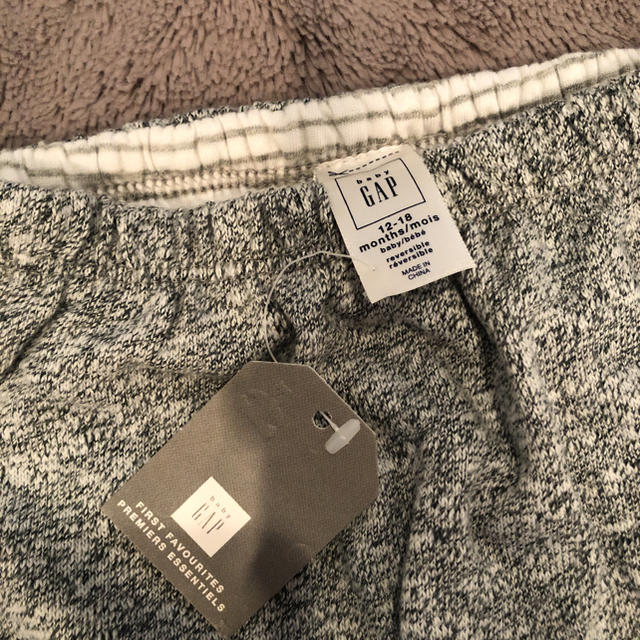 babyGAP(ベビーギャップ)の(新品）ベビーキャップ セット アップ+ズボン 12-18m キッズ/ベビー/マタニティのベビー服(~85cm)(その他)の商品写真