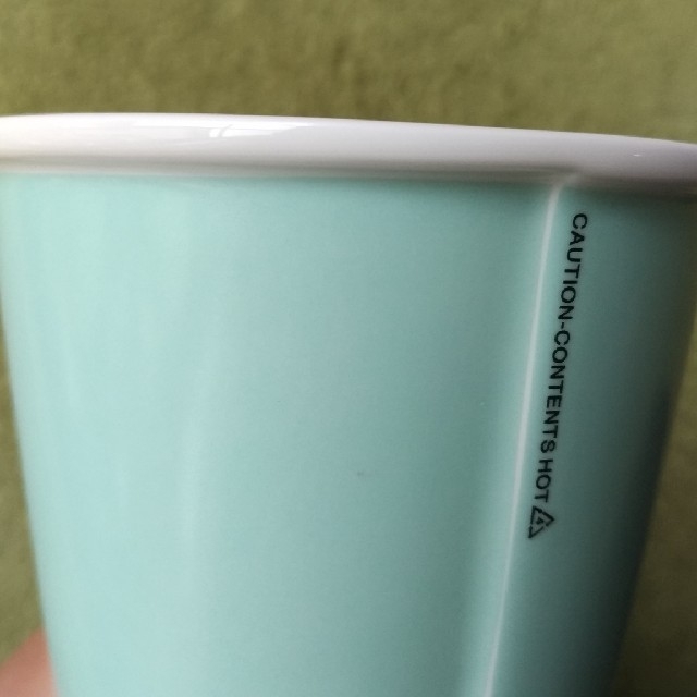 Tiffany & Co.(ティファニー)のTIFFANY紙コップ風マグッカップ インテリア/住まい/日用品のキッチン/食器(グラス/カップ)の商品写真