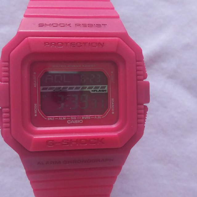 G-SHOCK(ジーショック)の腕時計Gｰshockピンク メンズの時計(腕時計(デジタル))の商品写真