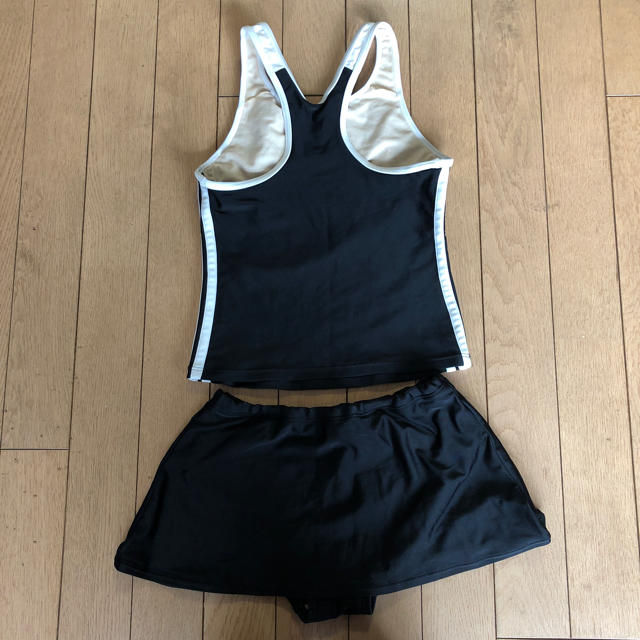 adidas(アディダス)の水着 adidas 女の子 黒色 キッズ/ベビー/マタニティのキッズ服女の子用(90cm~)(水着)の商品写真