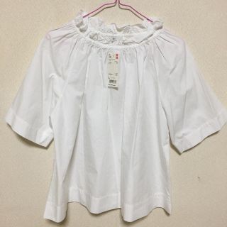 ユニクロ(UNIQLO)のブラウス(シャツ/ブラウス(半袖/袖なし))