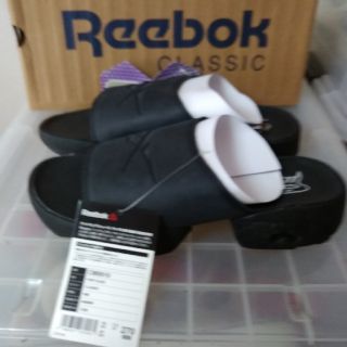 リーボック(Reebok)の新品タグ 元箱付Reebok WMNS FURY SLIDE 27cm US10(サンダル)