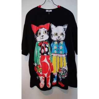 ☆新品・未使用　かわいいネコプリントゆったりＴシャツ☆(Tシャツ(半袖/袖なし))