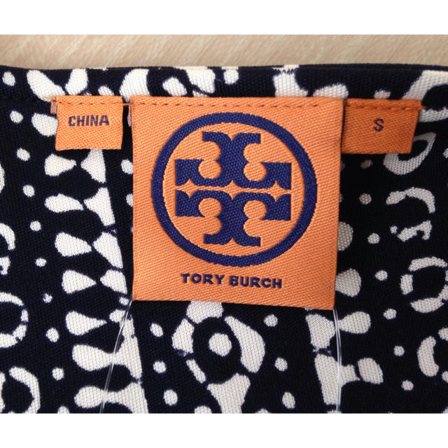 Tory Burch(トリーバーチ)のトリーパーチ カシュクールワンピース 2 レディースのワンピース(ロングワンピース/マキシワンピース)の商品写真