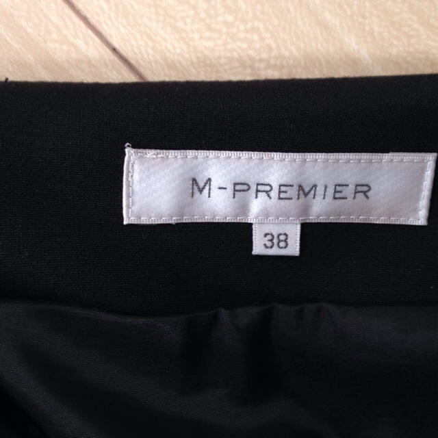M-premier(エムプルミエ)のしえる様専用  M PREMIER  フレアスカート  38 レディースのスカート(ひざ丈スカート)の商品写真