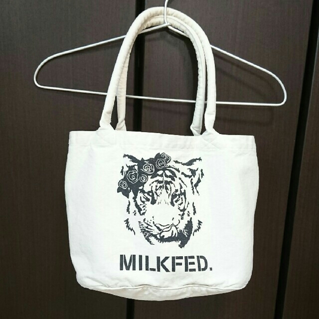 MILKFED.(ミルクフェド)のミルクフェド☆キャンバストートバッグ レディースのバッグ(トートバッグ)の商品写真